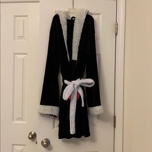 Girls panda robe size xl